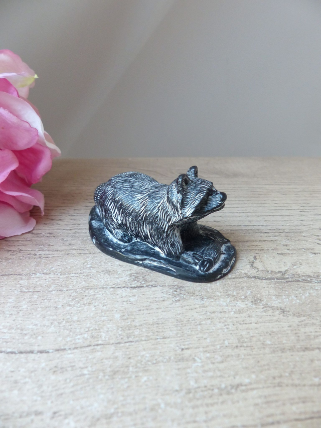 Figurine vintage de castor raton laveur – Sculpture en résine Vanstone, fabriquée au Canada