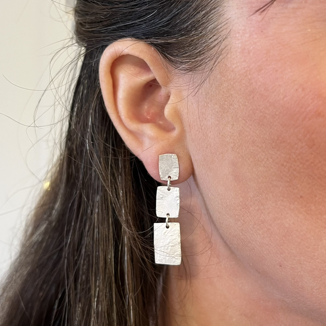 Boucles d&#039;oreilles argentées