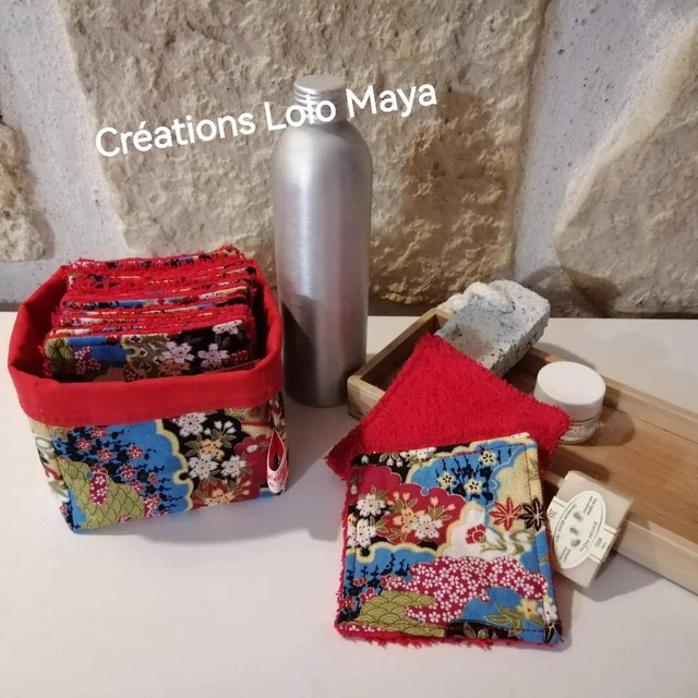 Carrés démaquillants éponge et panière assortie