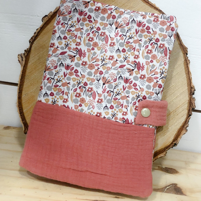 Carnet santé fleuri terra cotta