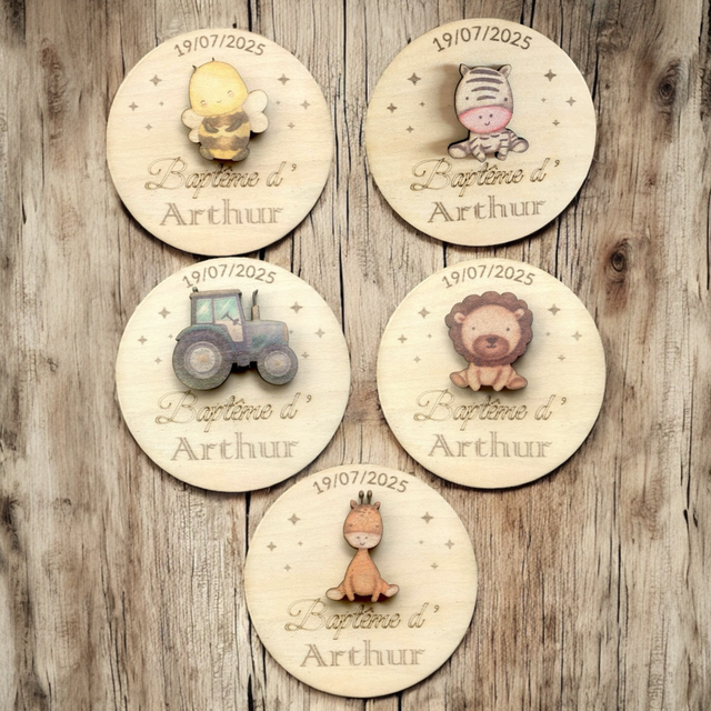 Magnet en bois personnalisé pour invités de baptême – Cadeau original 