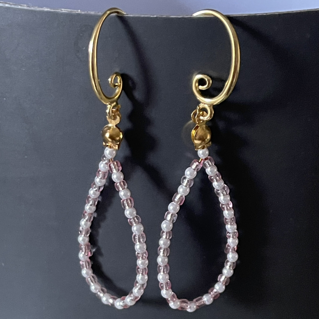 BO32 - Boucles d’oreilles mini perles blanches
