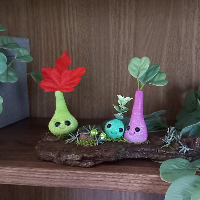 Petite feuille et petits coeurs