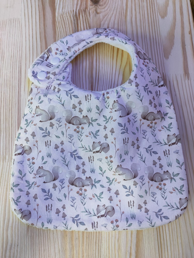 MALAU_WEB020 bavoir écureuils 