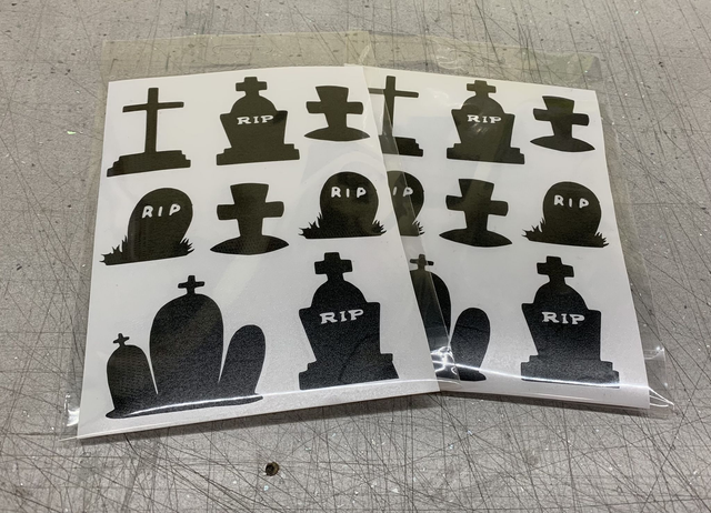 Head stones x 8 sticker set 