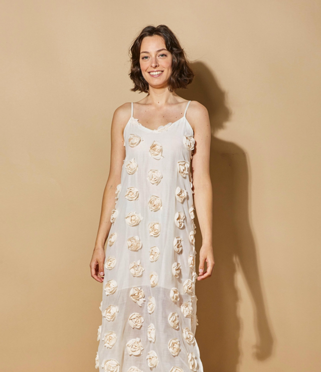 67-8. Robe bretelle longue à fleurs