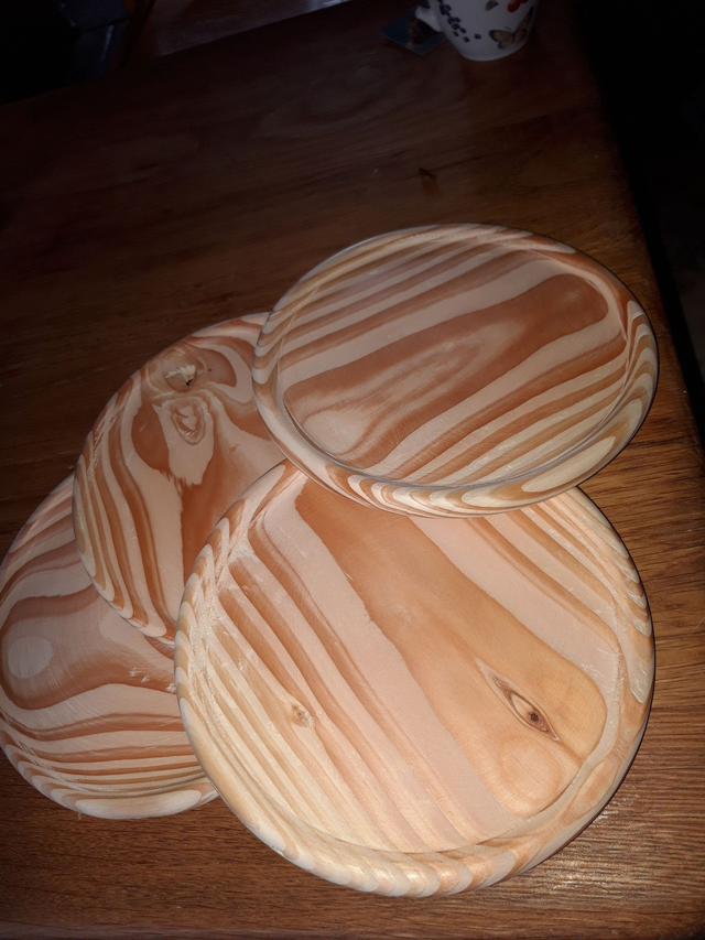 Middeleeuwse bordjes 19cm diameter