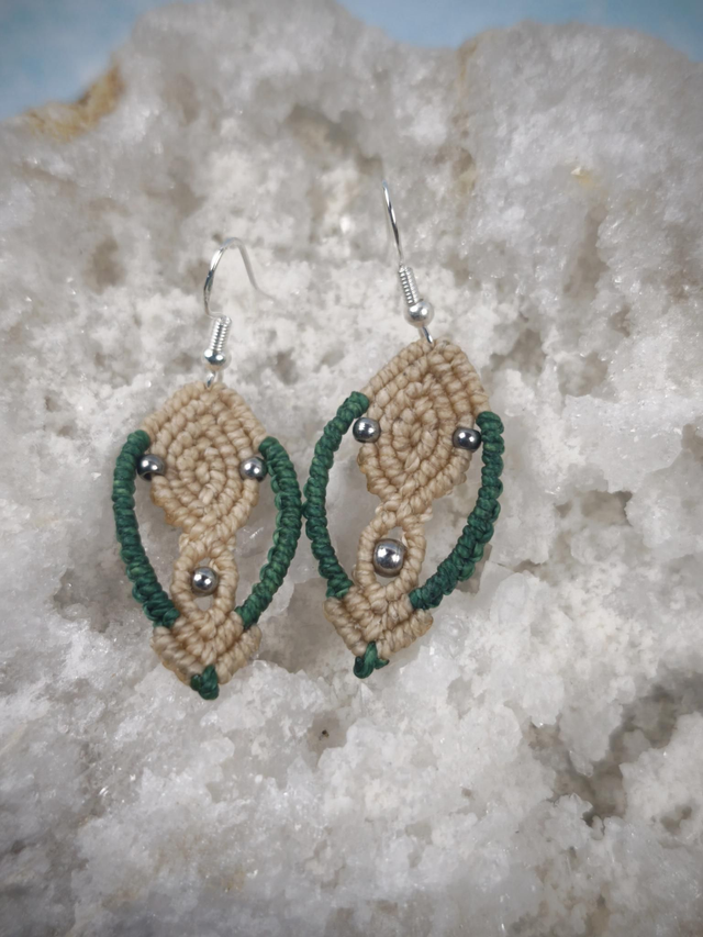Boucles tissées possible parure collier aventurine verte