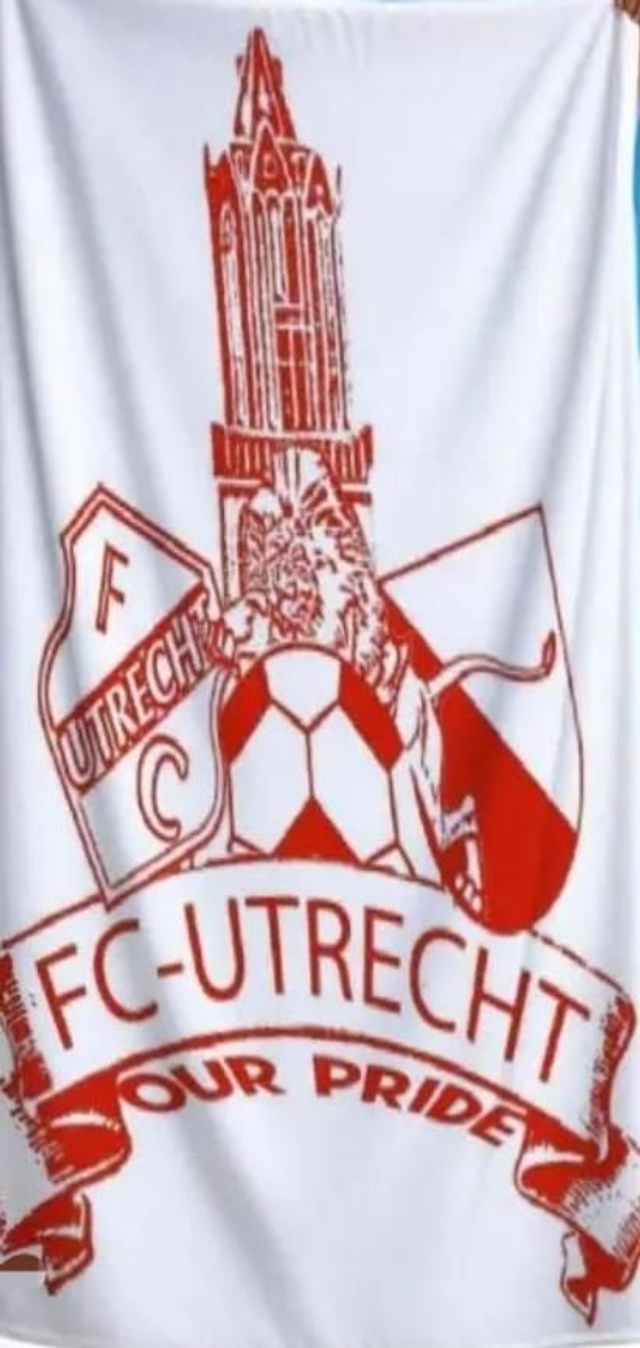 Utrecht handdoek our pride 70x150 cm