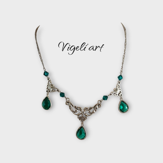 Collier victorien vert Sarcelles 