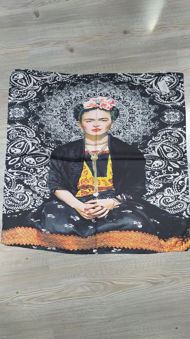 Foulard quadrato Frida Kahlo nero