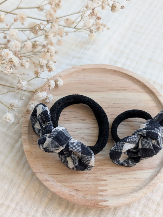 Lot élastiques nœuds Black & White Edition spéciale Fêtes