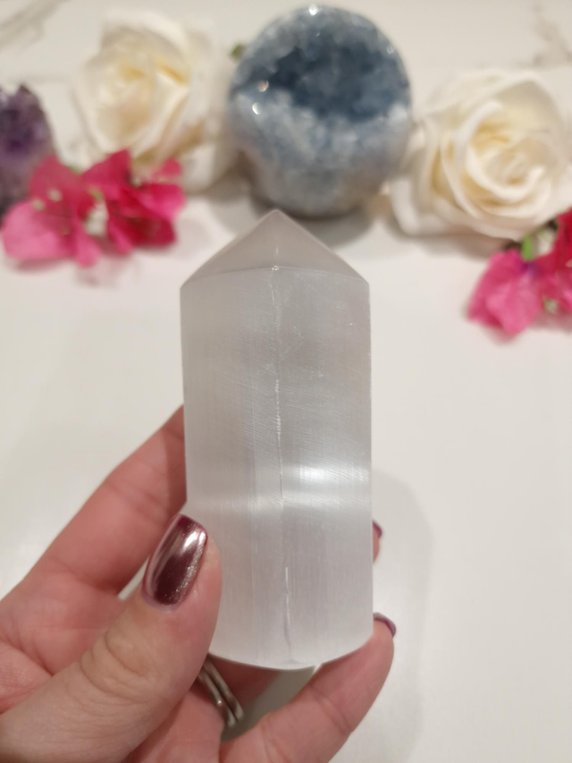 Towers : Selenite