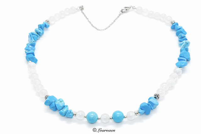 Collier « Glazig » Sélénite &amp; Howlite bleue – acier inoxydable &amp; argent