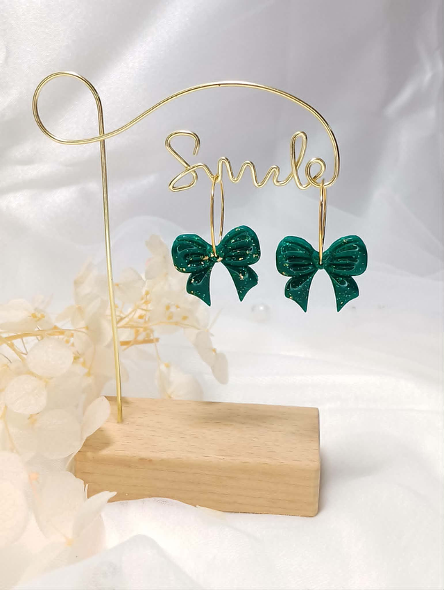 Boucles d'Oreilles "Éclats de Jade - Nœuds Enchantés"