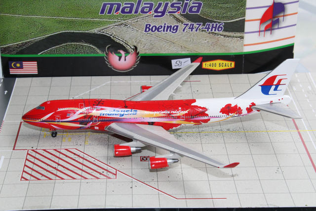 Malaysia B747-400 (9M-MPD) "Hibiscus", 1:400, Phoenix