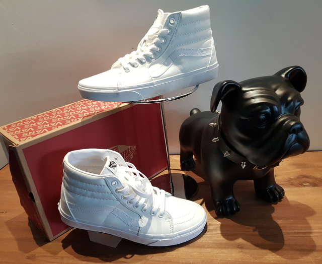 Sneaker mixte Vans Sk8-Hi True White VN000D5IW001