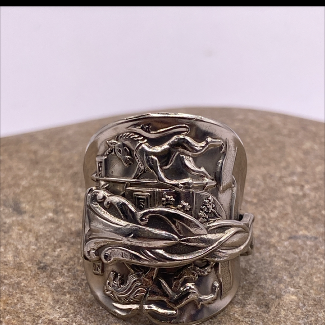 The Ring of Soothing Light