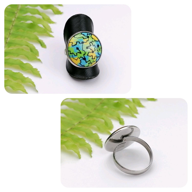 Bague en émail, monture réglable, bleu vert jaune 