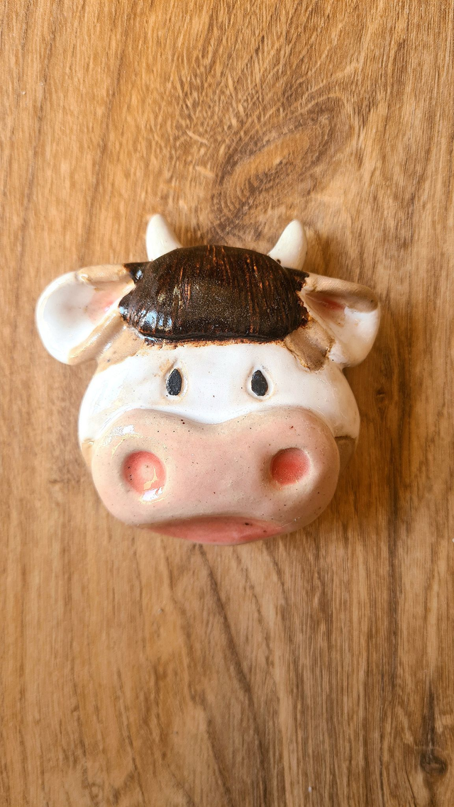Ornament - Farmyard Cow
