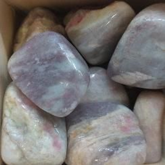 tourmaline rubellite (pierre roulée) 