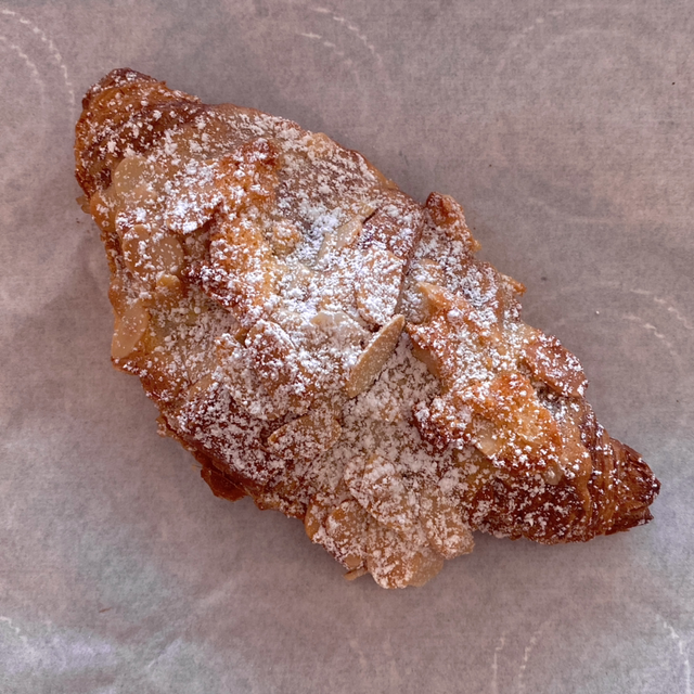Almond Croissant 