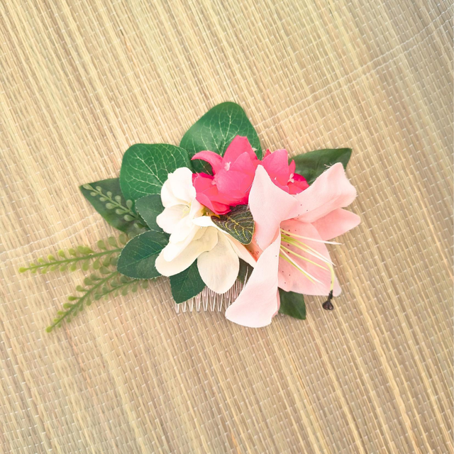 Peigne fleuri pour cheveux - PE001