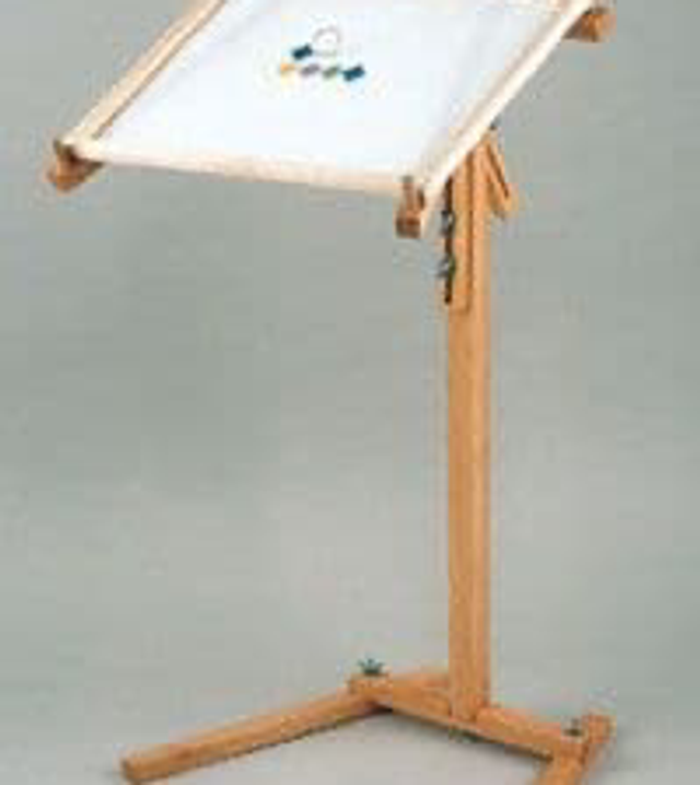 Stitchmaster Stand plus StitchSmart 2 Light Accessory Pack 