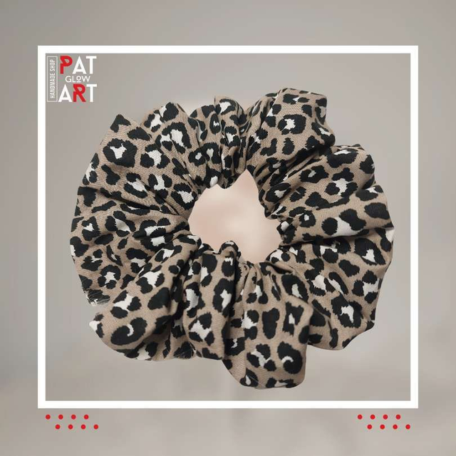 Gumica za lase - živalski vzorec