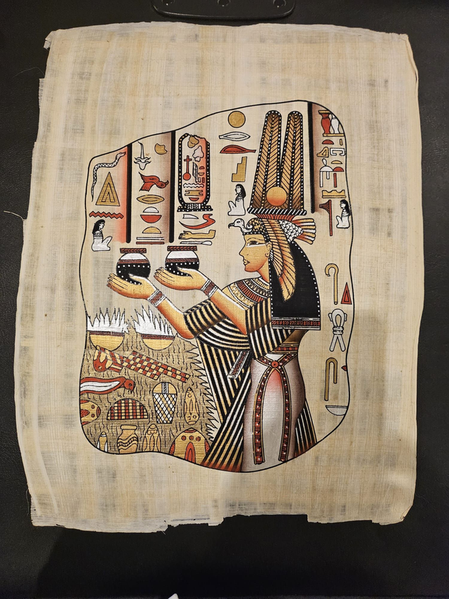 Ancient Egyptian Goddess Offering Papyrus Art – Golden Hathor-Inspired Royal Ceremony Wall Decor – 23 × 33 cm