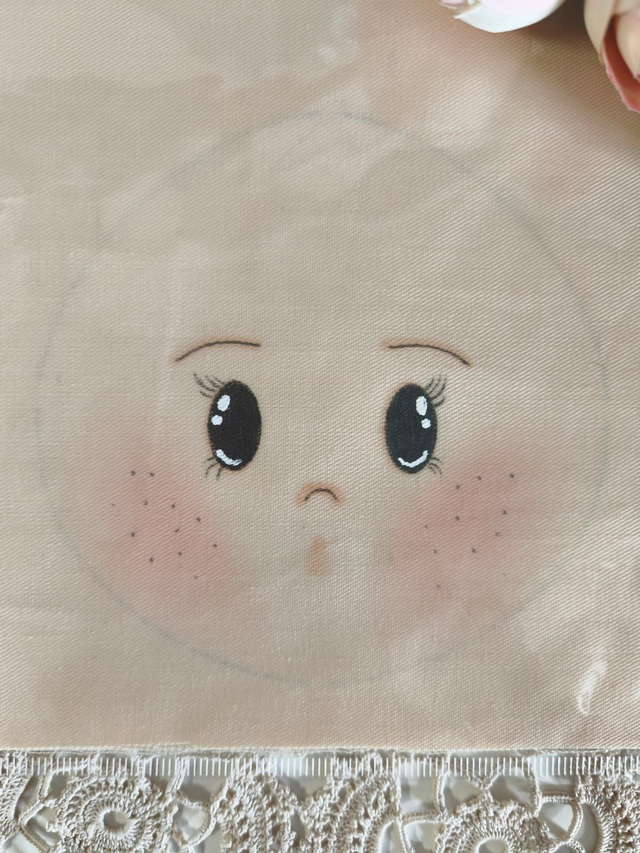 Rosto de boneca grande