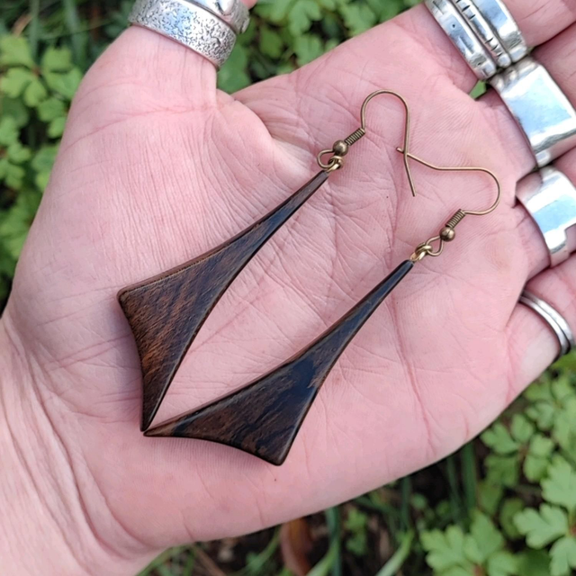 Boucles d'Oreilles en Bois de Ziricote et Laiton vieilli 
