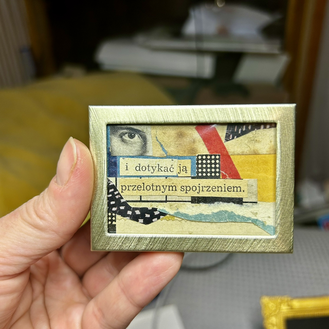 Miniaturka w ramce nr 18 - I dotykać ją przelotnym spojrzeniem