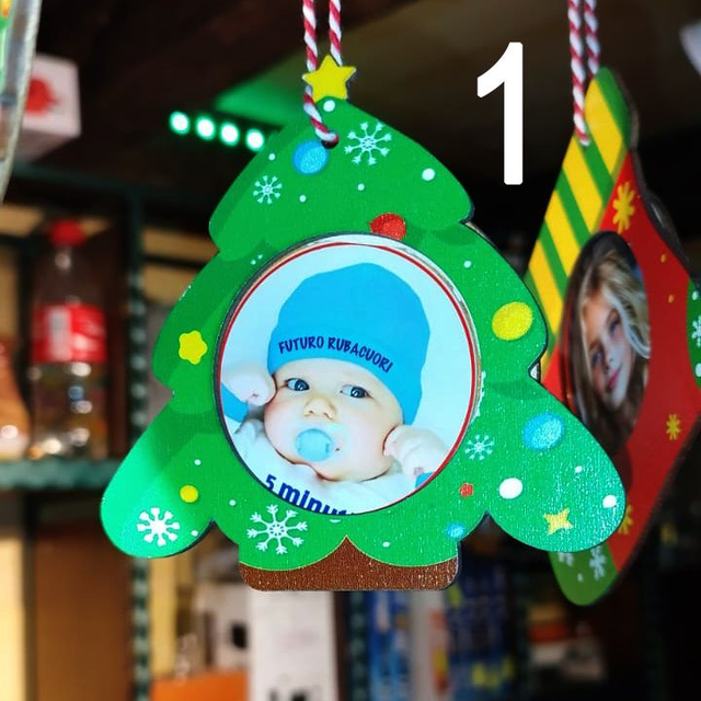 GADGET NATALE  IN LEGNO CIRCA 9CM X 9CM