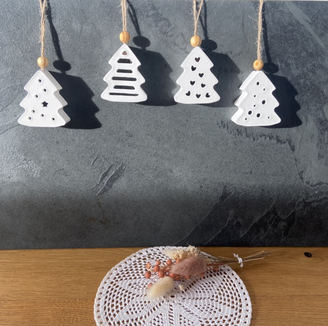 Tannenbäume „Zauberlicht“ hängend  