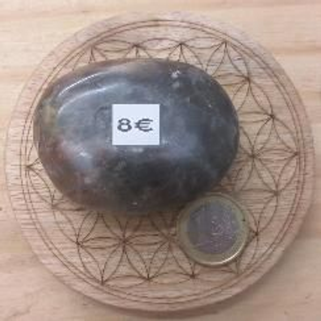 pierre de lune noire (galet )