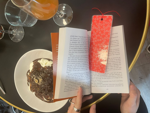 Marque-page en papier japonais – Élégance, couleur et poésie   