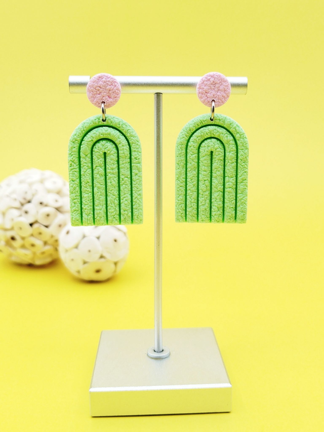 Boucles d&#039;oreilles &quot;Arkana&quot; Vert et Rose pastels