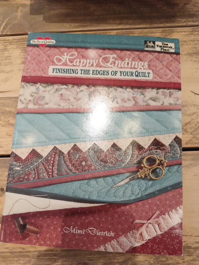 Boek: Happy Endings (Engels)