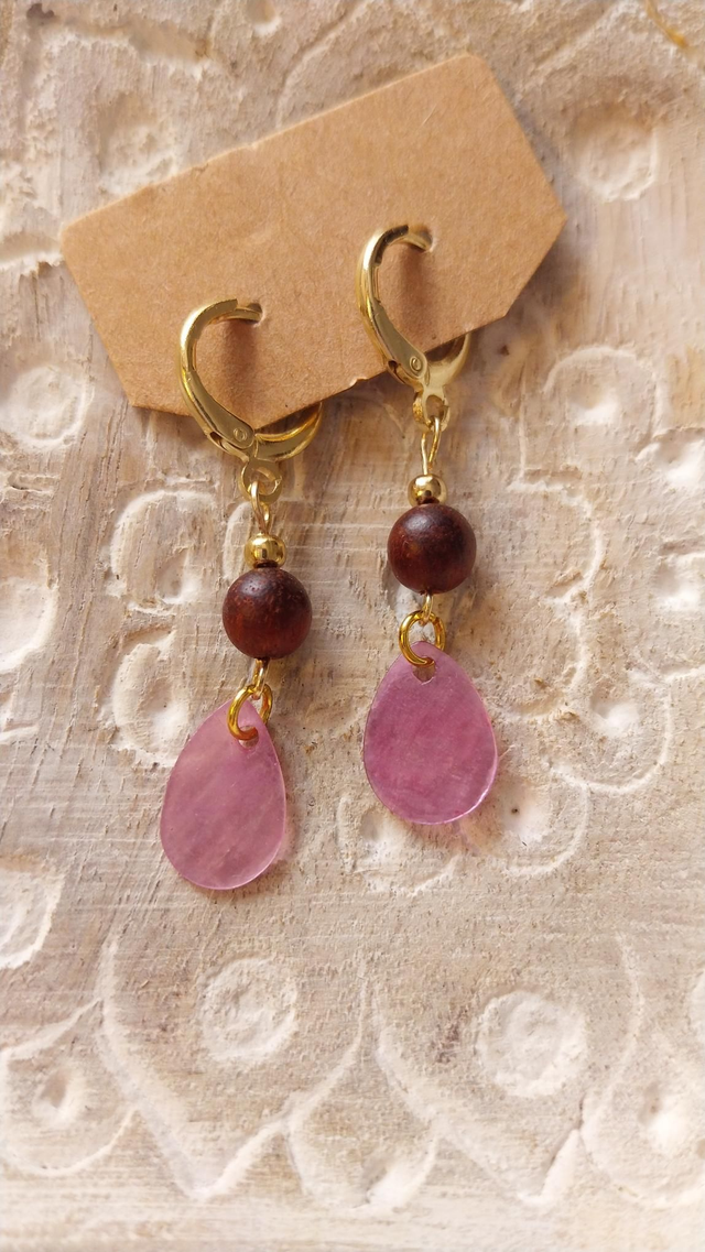 Boucles en bois de rose et nacre