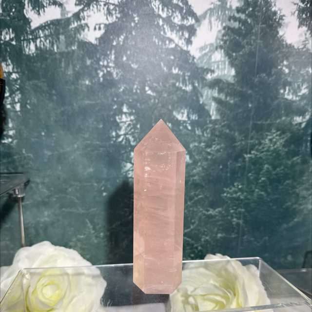 Rose Quartz Tower 390g