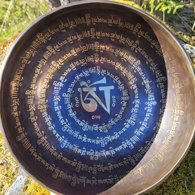 Äänimalja Tibet koristeltu 1380g