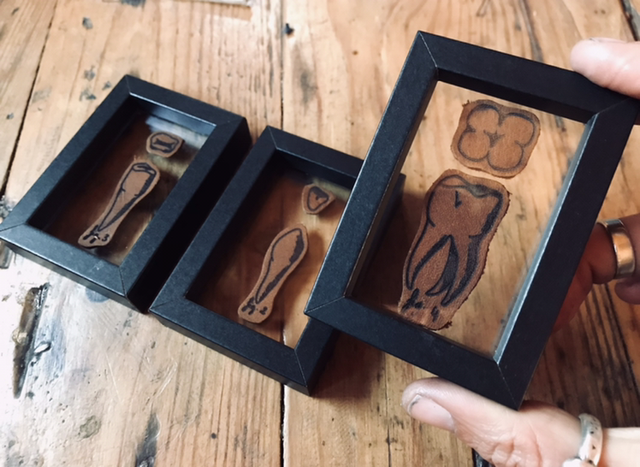 Triptyque curiosité 