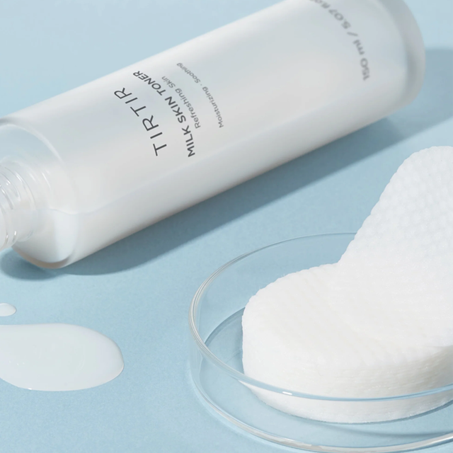 TIRTIR Milk Skin Toner Light