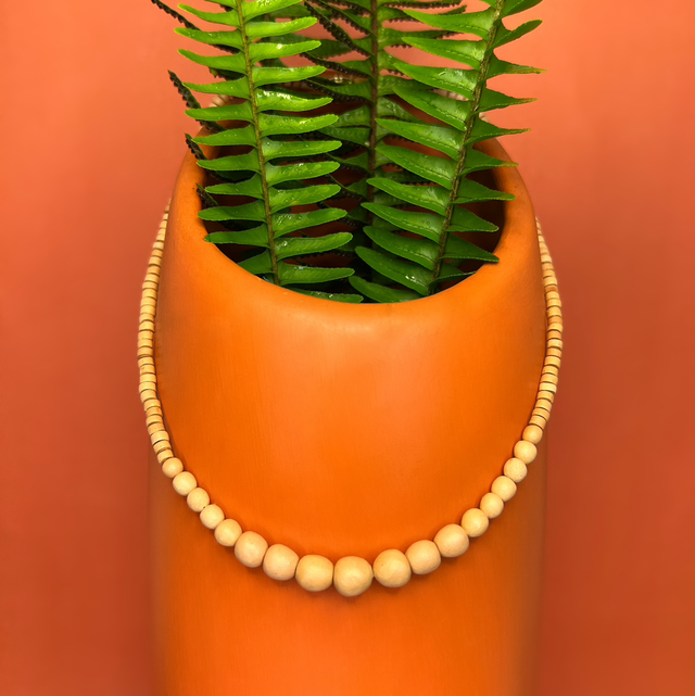 Colar Bolinhas Lisas Curto 