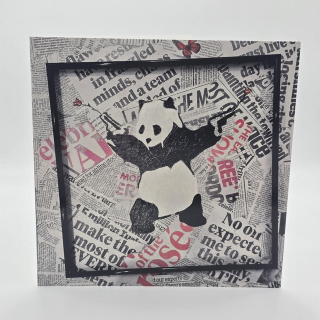 690. Greetings Card. Panda 