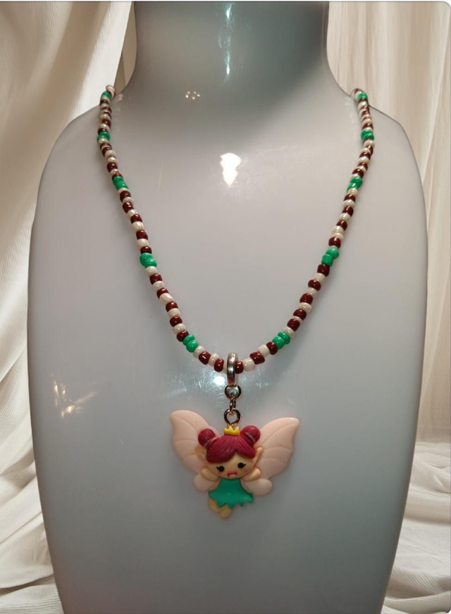 Collier en Perles de Rocaille 3mm avec Pendentif Fée 