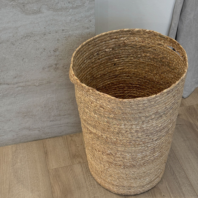 Medium Water Hyacinth Basket | Natural
