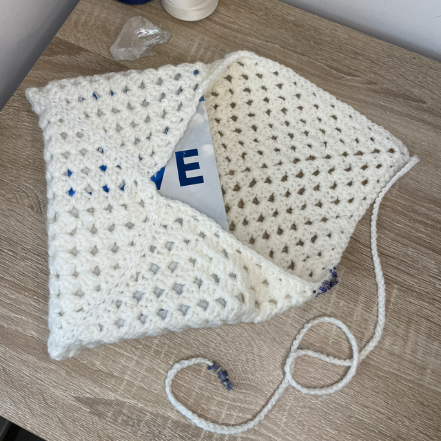 Protège livre au Crochet avec Broderie