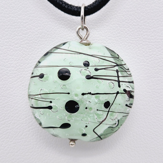 Pendentif Planète verte